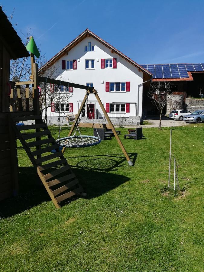 BidingenViel Platz In Bernbachアパートメント エクステリア 写真